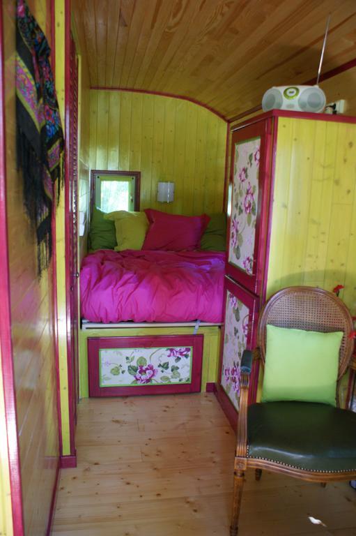 Chambre D'Hote Moulin De L'Aumonier Beaulieu-lès-Loches Habitación foto
